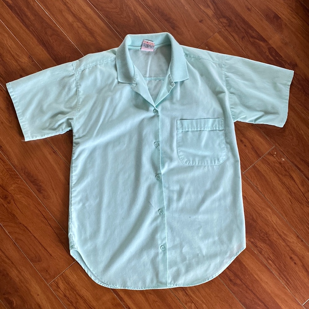 Vintage Lady Footlocker Mint Green Summer Button-up